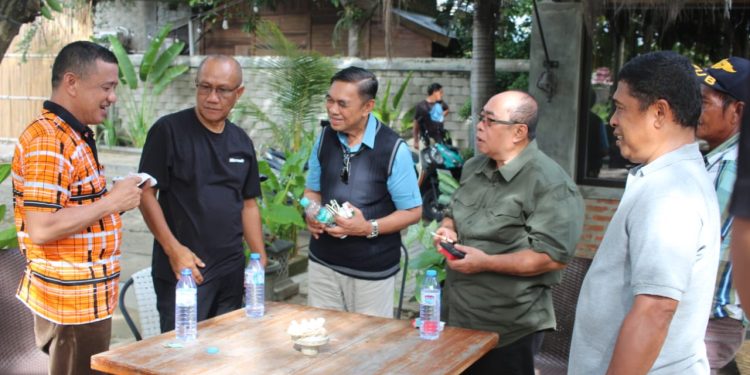 Adhan Dambea Ajak Warga Gorontalo Pilih Syarif Mbuinga di DPD RI