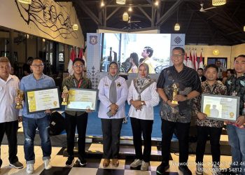 Pohuwato Terima Penghargaan Trophy Siddhakary
