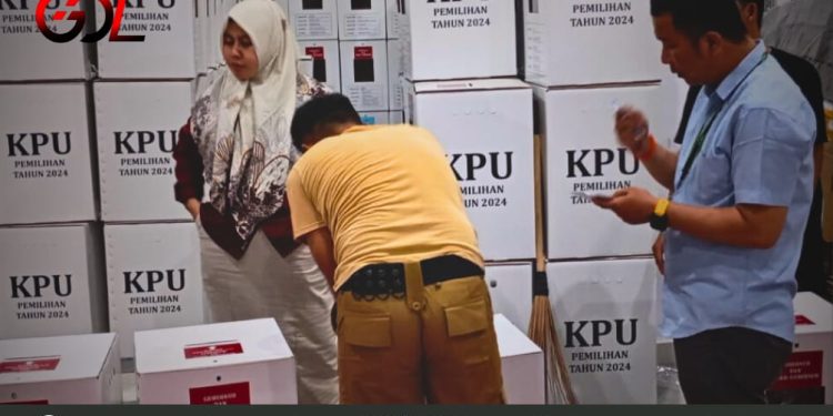 Bawaslu Pohuwato Kawal Proses Penyortiran Logistik