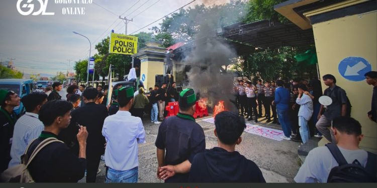 Lagi, HMI Badko Sulutgo Gelar Aksi Soal Rokok Ilegal, Kali Ini Datangi Polda Gorontalo
