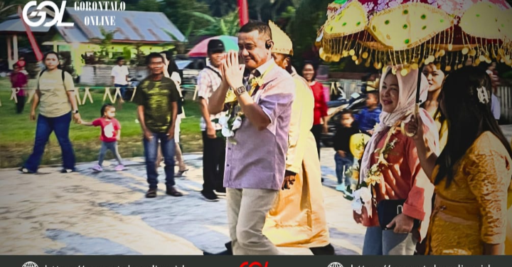 Hadir di Acara Tulude, Syarif Mbuinga di Sambut Ribuan Warga Sangihe di Dengilo