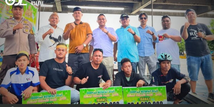 Hadir di Gebyar Ketupat Balap Perahu Katinting, Aleg Nasir – Afif Semangati Peserta