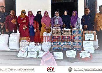 Sekretariat DPRD Pohuwato Salurkan Bantuan for Korban Banjir di Desa Tuweya
