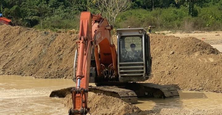 Cegah Banjir Di Hulawa, YR Team Bersama Penambang Lokal Beri Solusi Nyata, Warga : Terima Kasih