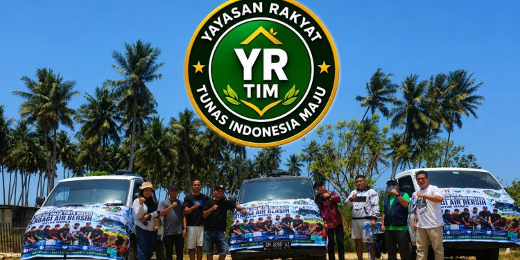 Kemarau Berkepanjangan,Yayasan Rakyat Tunas Indonesia Maju (YR TIM) Distribusikan Air Bersih Di Kabupaten Pohuwato